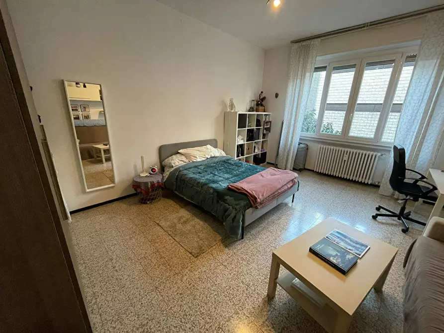 Immagine 6 di Camera in affitto  in Via Privata Andrea Pellizzone a Milano