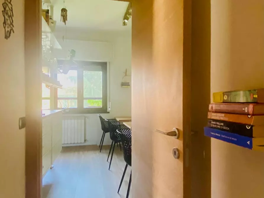 Immagine 10 di Camera in affitto  in Via Martino Bassi a Milano