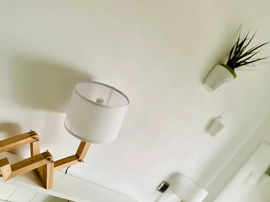 Immagine 2 di Camera in affitto  in Via Sesto Calende a Milano