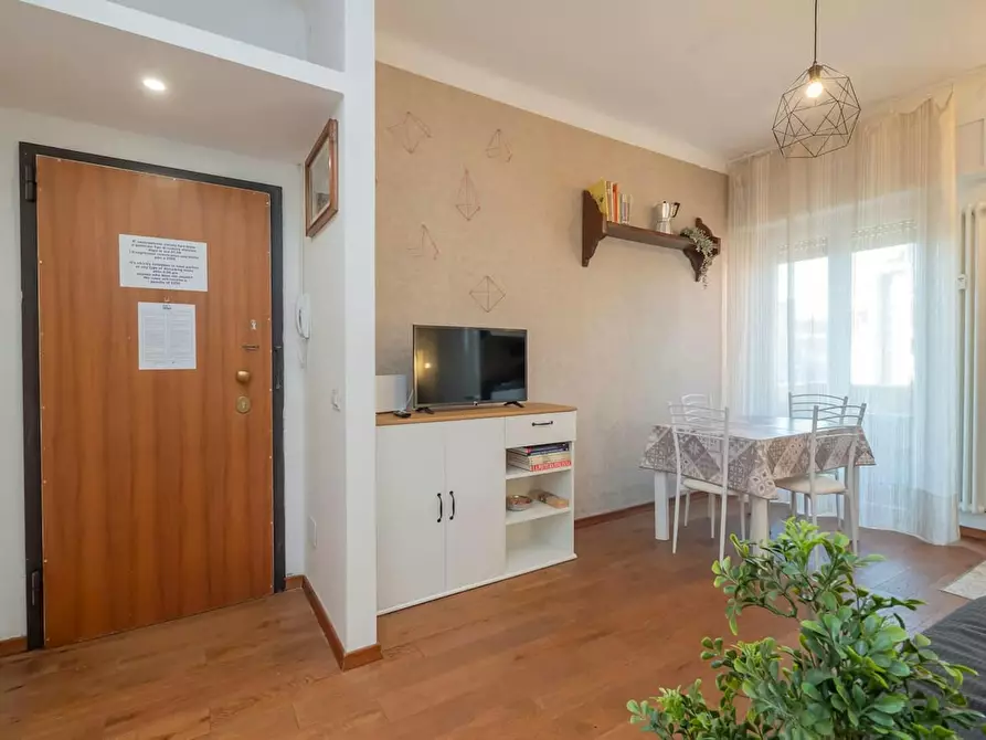 Immagine 8 di Appartamento in affitto  in Via Sebino a Milano