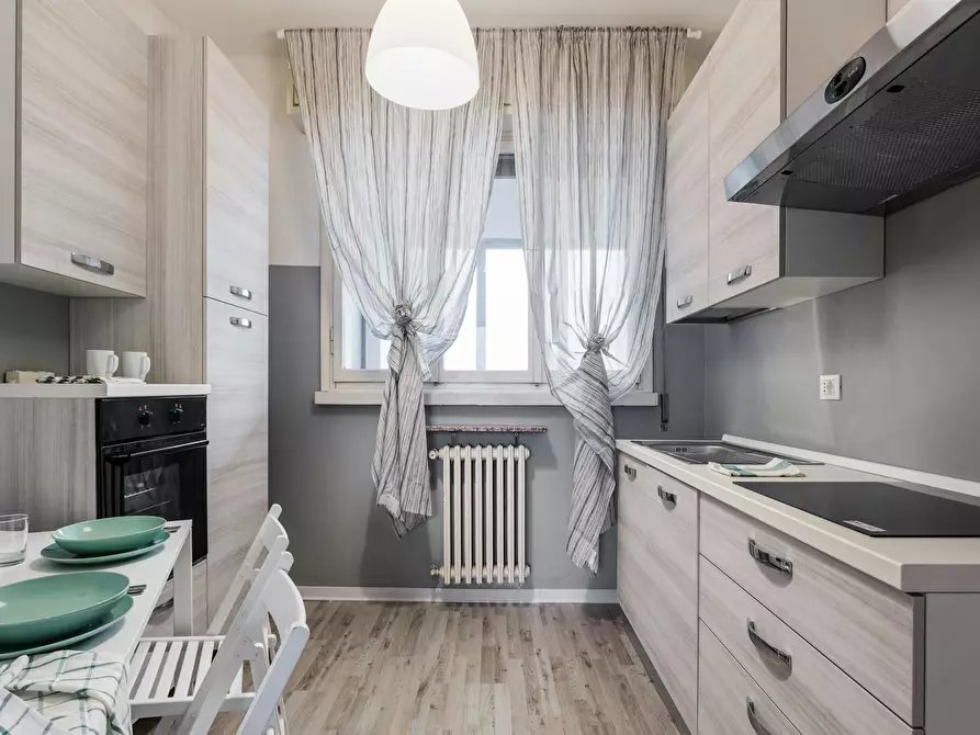 Immagine 7 di Camera in affitto  in Via Federico Engels a Milano