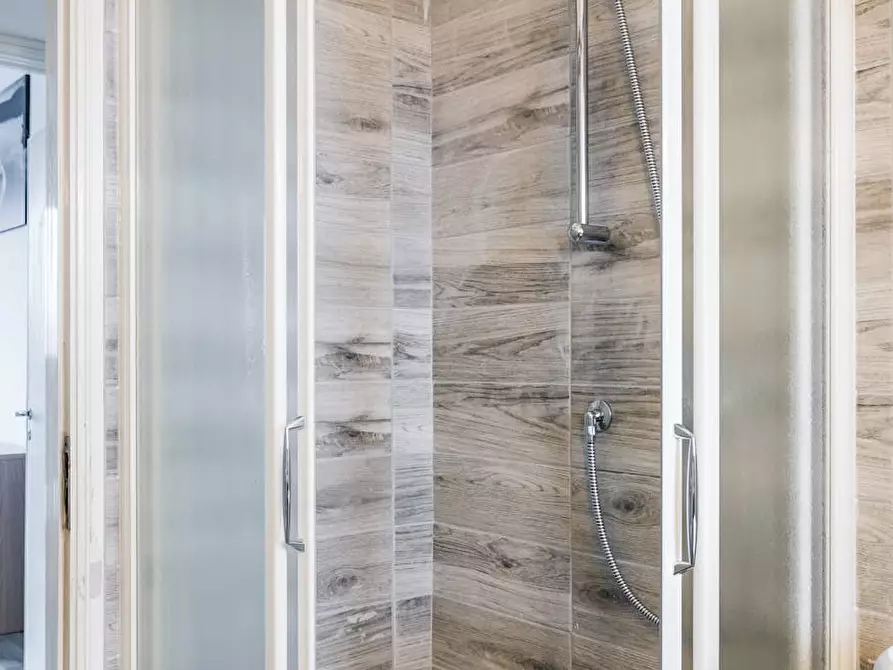 Immagine 3 di Camera in affitto  in Via Federico Engels a Milano