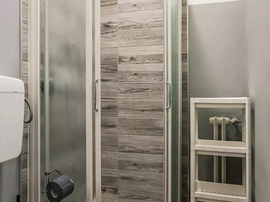 Immagine 5 di Camera in affitto  in Via Federico Engels a Milano