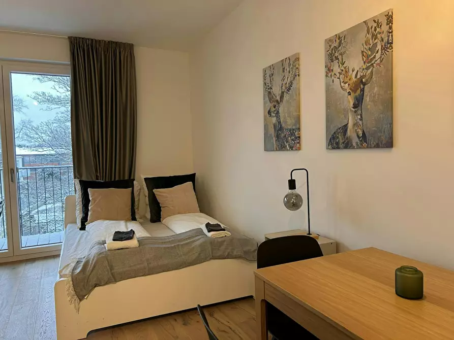 Immagine 9 di Appartamento in affitto  in Kuhmühle a Hamburg Uhlenhorst