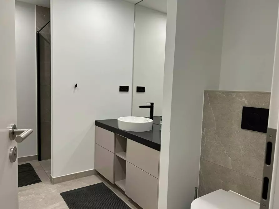 Immagine 8 di Appartamento in affitto  in Kuhmühle a Hamburg Uhlenhorst