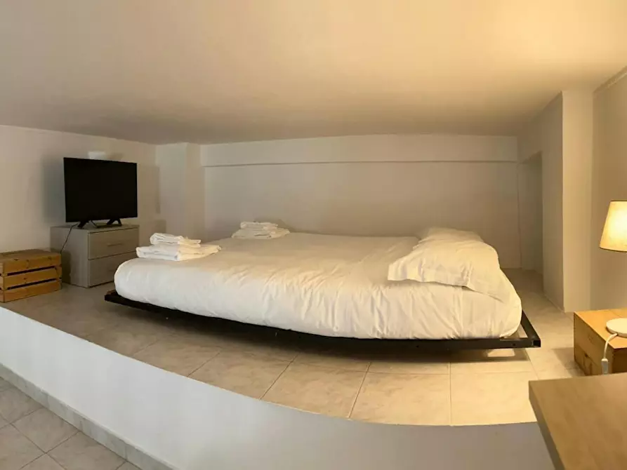 Immagine 5 di Appartamento in affitto  in Via Breno a Milano