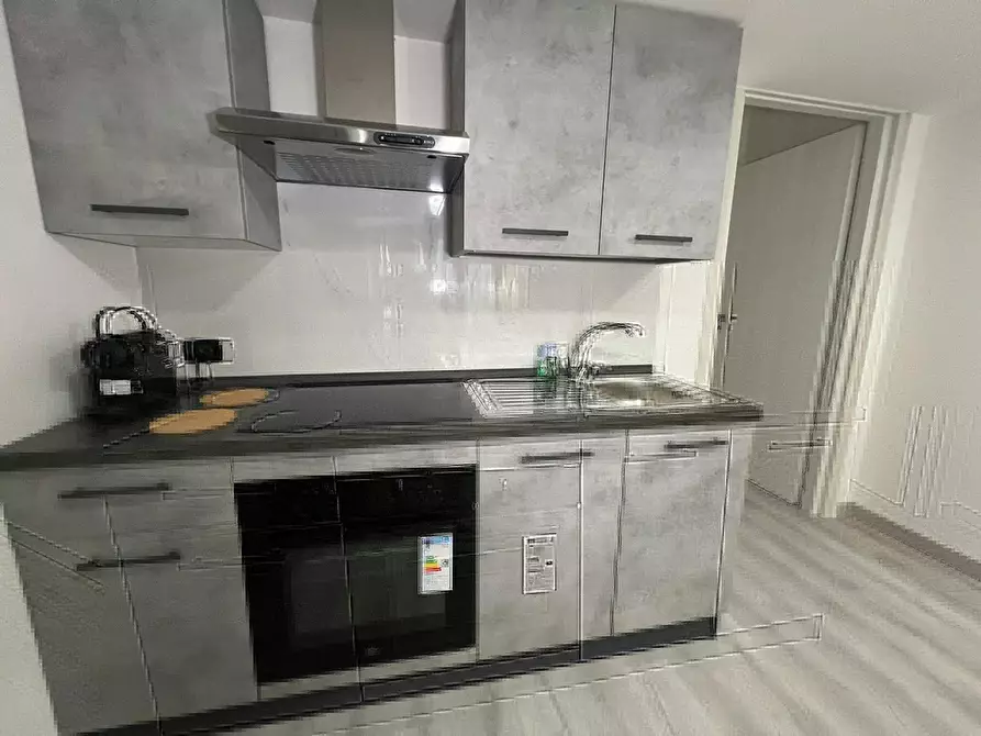 Immagine 8 di Appartamento in affitto  in Via Breno a Milano