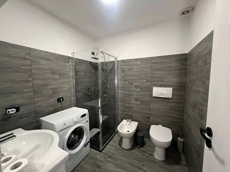 Immagine 10 di Appartamento in affitto  in Via Breno a Milano