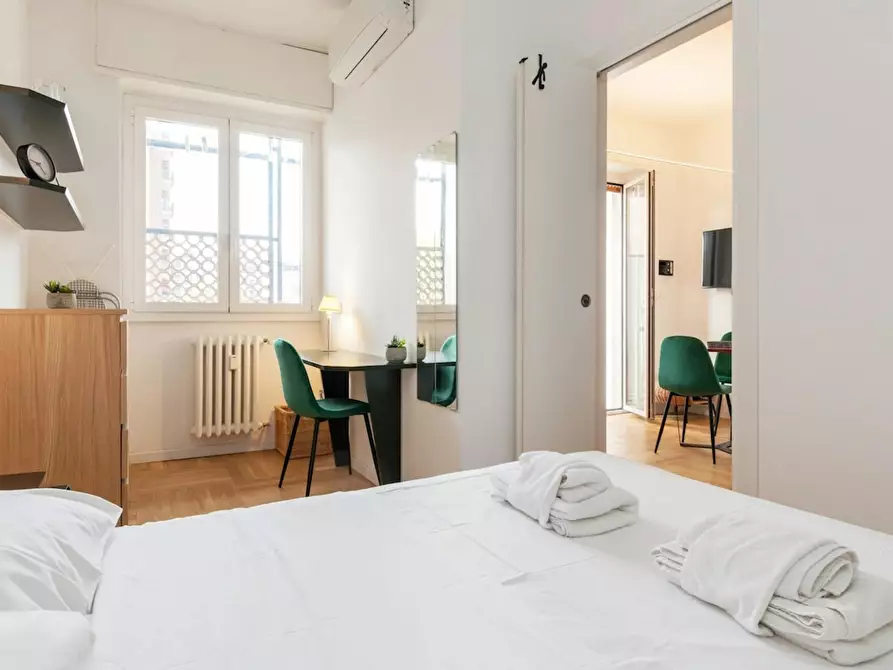 Immagine 2 di Appartamento in affitto  in Via Savona a Milano