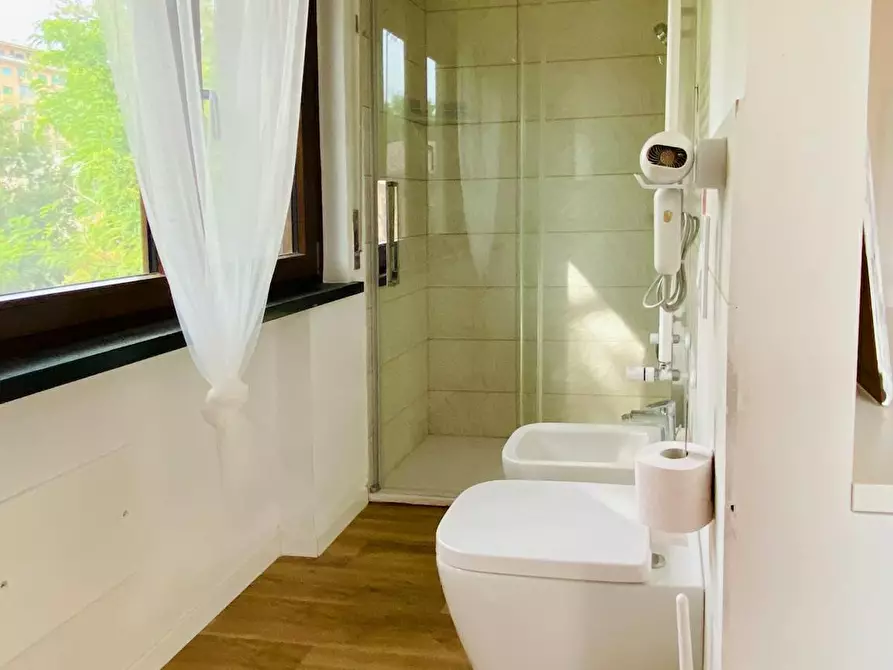 Immagine 7 di Camera in affitto  in Via Sesto Calende a Milano