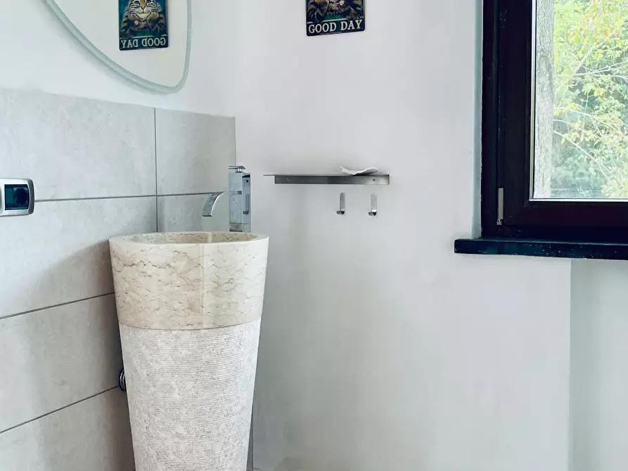 Immagine 9 di Camera in affitto  in Via Sesto Calende a Milano