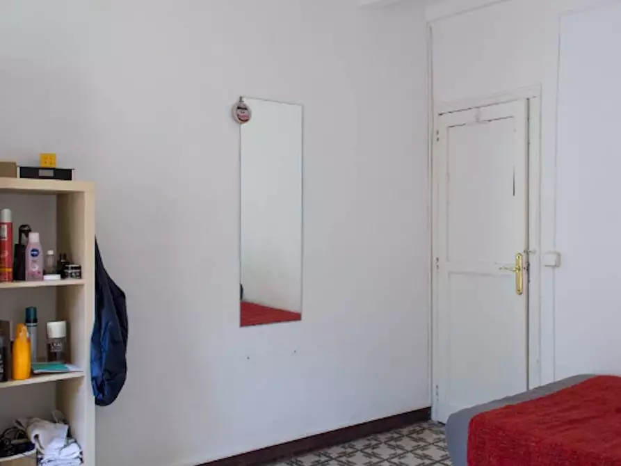 Immagine 2 di Camera in affitto  in Carrer de Ferlandina a Barcelona