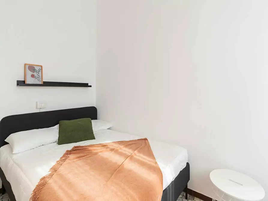 Immagine 1 di Camera in affitto  in Via Carlo Vittadini a Milano