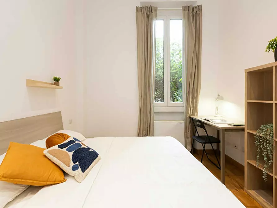 Immagine 1 di Camera in affitto  in Via Bartolomeo Sestini a Milano