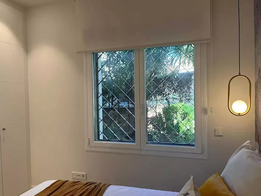 Immagine 4 di Appartamento in affitto  in Calle del Pinar del Rey a Madrid