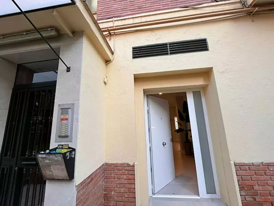 Immagine 9 di Appartamento in affitto  in Calle del Pinar del Rey a Madrid