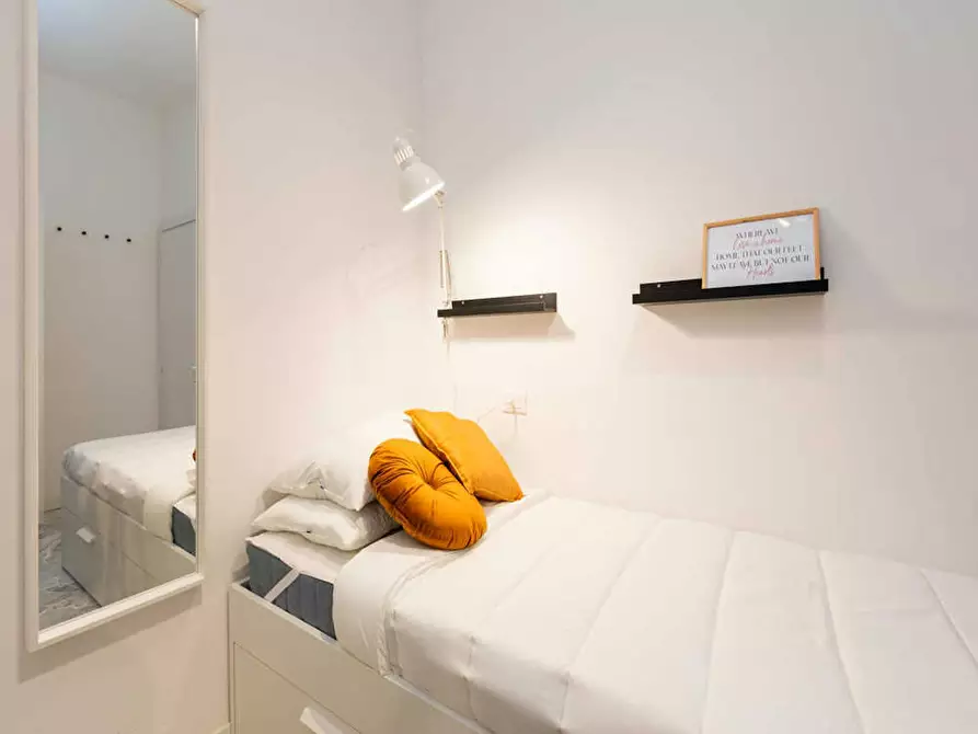 Immagine 4 di Camera in affitto  in Largo Cavalieri di Malta a Milano