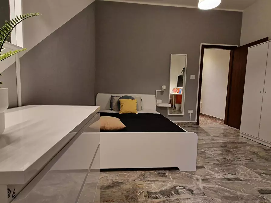 Immagine 4 di Camera in affitto  in Via Ferrarese a Bologna