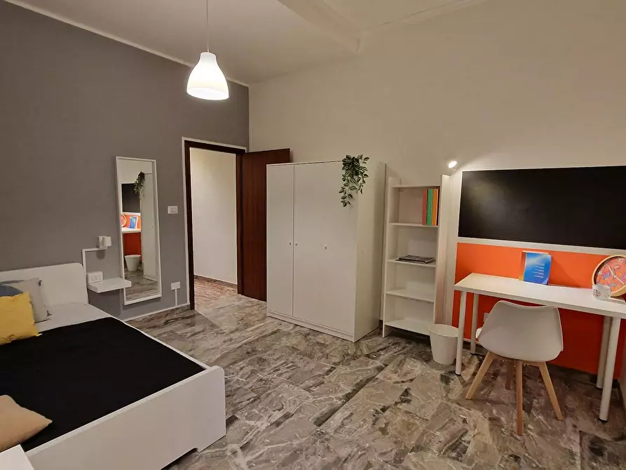 Immagine 1 di Camera in affitto  in Via Ferrarese a Bologna