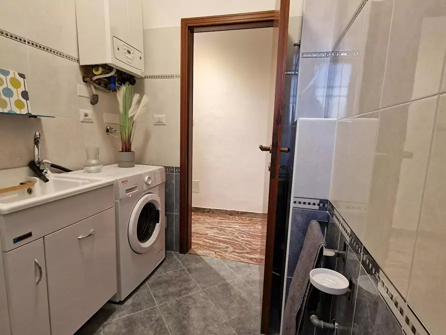 Immagine 10 di Camera in affitto  in Via Ferrarese a Bologna