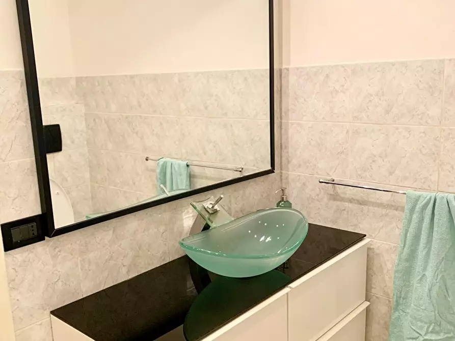 Immagine 10 di Camera in affitto  in Via di San Salvi a Firenze