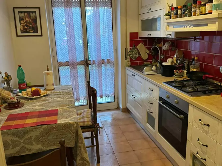 Immagine 9 di Camera in affitto  in Via Claudio Achillini a Roma