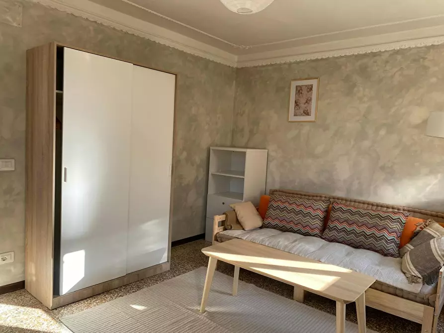 Immagine 3 di Appartamento in affitto  in Riva dei Schiavoni a Venezia