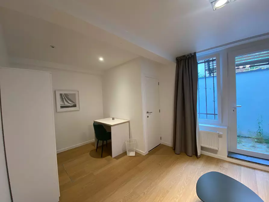 Immagine 4 di Camera in affitto  in Avenue de la Renaissance a Bruxelles