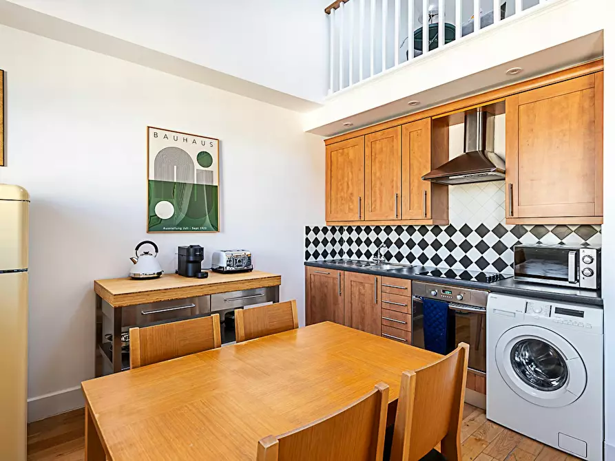 Immagine 3 di Appartamento in affitto  in Gunter Grove a Kensington