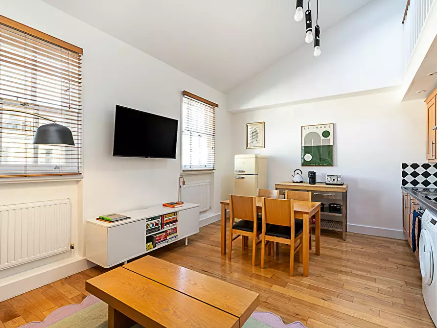 Immagine 8 di Appartamento in affitto  in Gunter Grove a Kensington