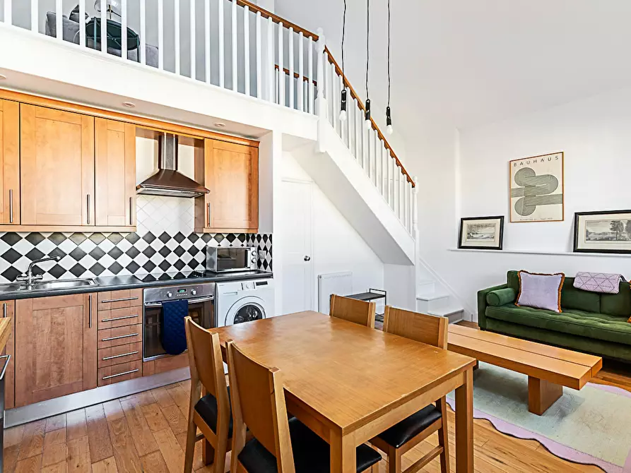Immagine 5 di Appartamento in affitto  in Gunter Grove a Kensington