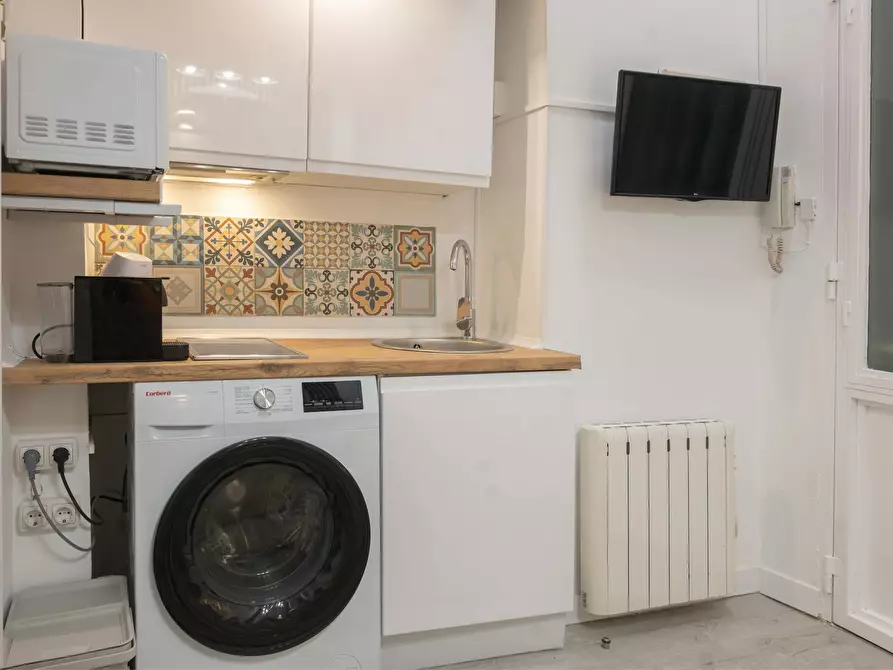 Immagine 9 di Appartamento in affitto  in Calle de Cadarso a Madrid