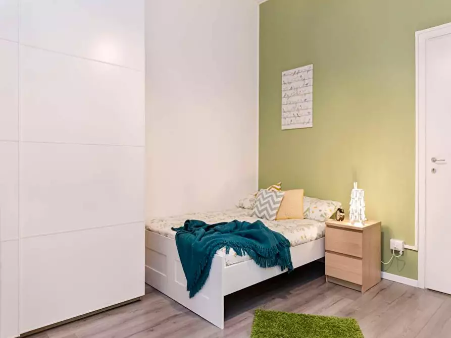 Immagine 5 di Camera in affitto  in Via Melchiorre Gioia a Milano