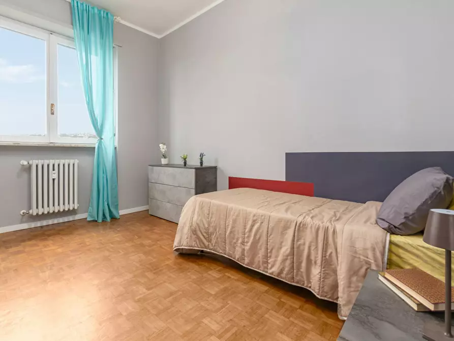 Immagine 10 di Camera in affitto  in Via dei Mandorli a Buccinasco