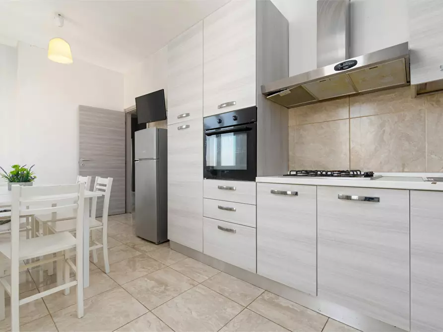 Immagine 5 di Camera in affitto  in Via dei Mandorli a Buccinasco