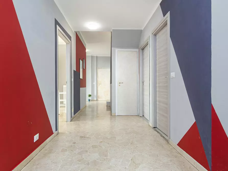 Immagine 3 di Camera in affitto  in Via dei Mandorli a Buccinasco