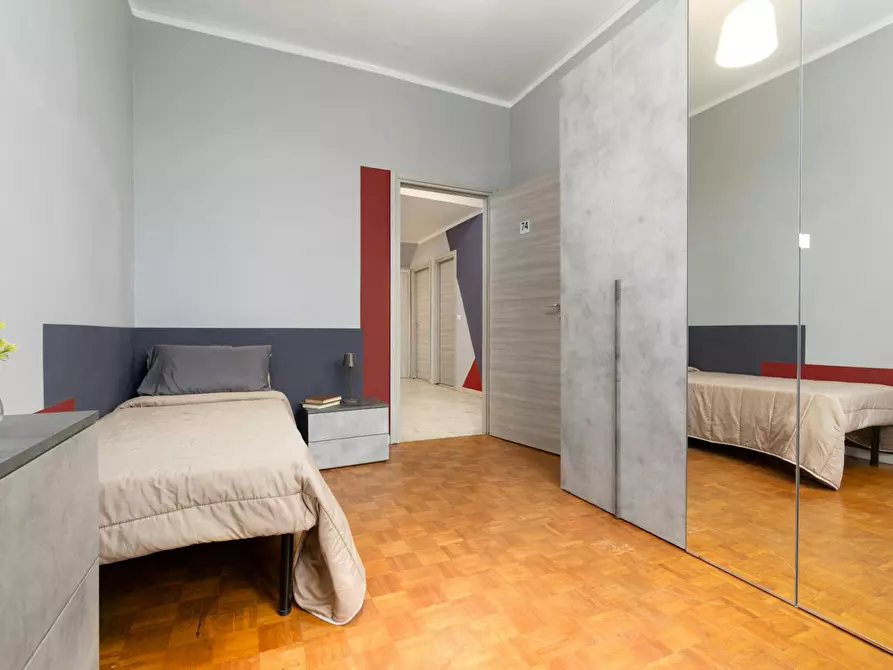 Immagine 9 di Camera in affitto  in Via dei Mandorli a Buccinasco