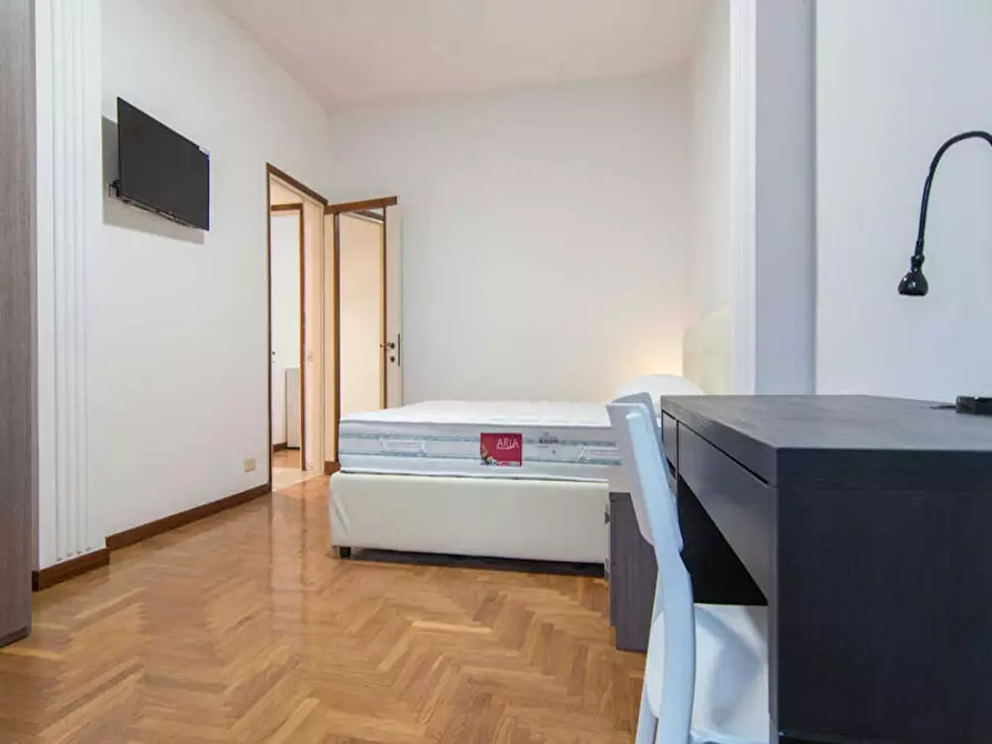 Immagine 4 di Camera in affitto  in Via Rodolfo Farneti a Milano