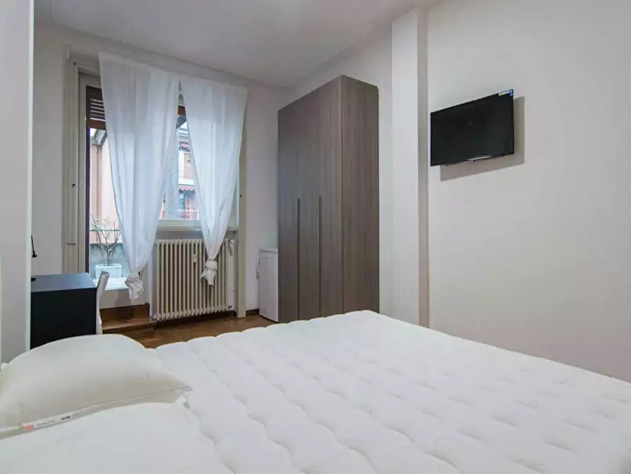 Immagine 1 di Camera in affitto  in Via Rodolfo Farneti a Milano