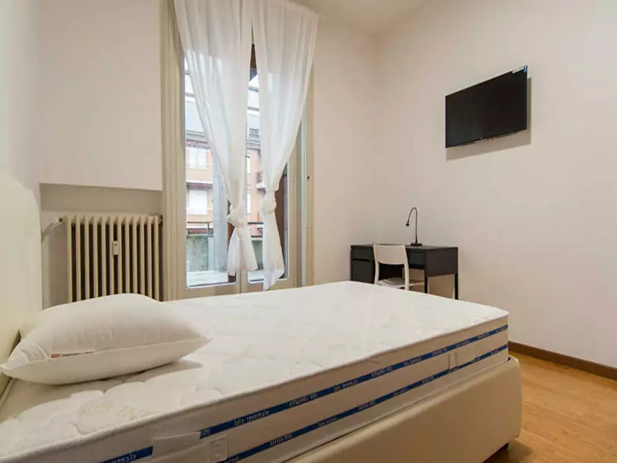 Immagine 1 di Camera in affitto  in Via Rodolfo Farneti a Milano