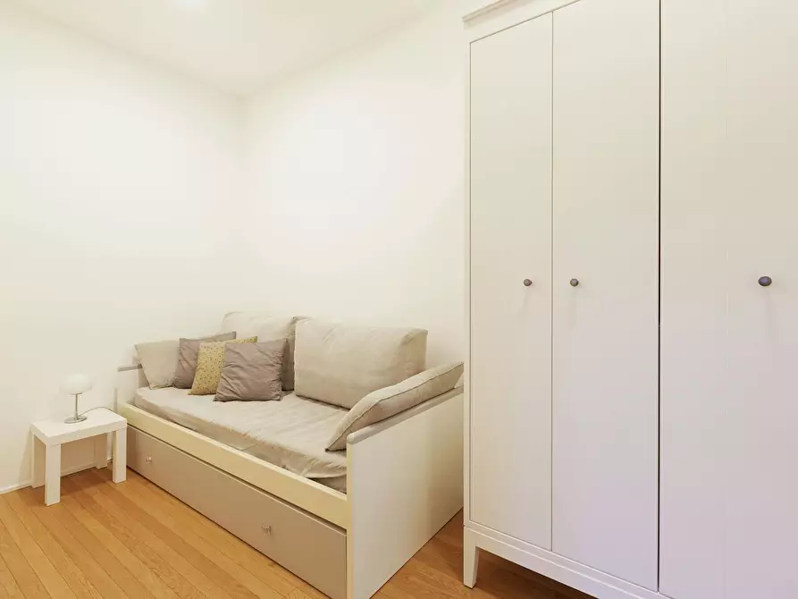 Immagine 5 di Appartamento in affitto  in Via Ciro Menotti a Milano