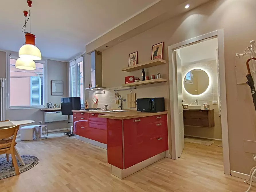 Immagine 2 di Appartamento in affitto  in Via Parigi a Bologna