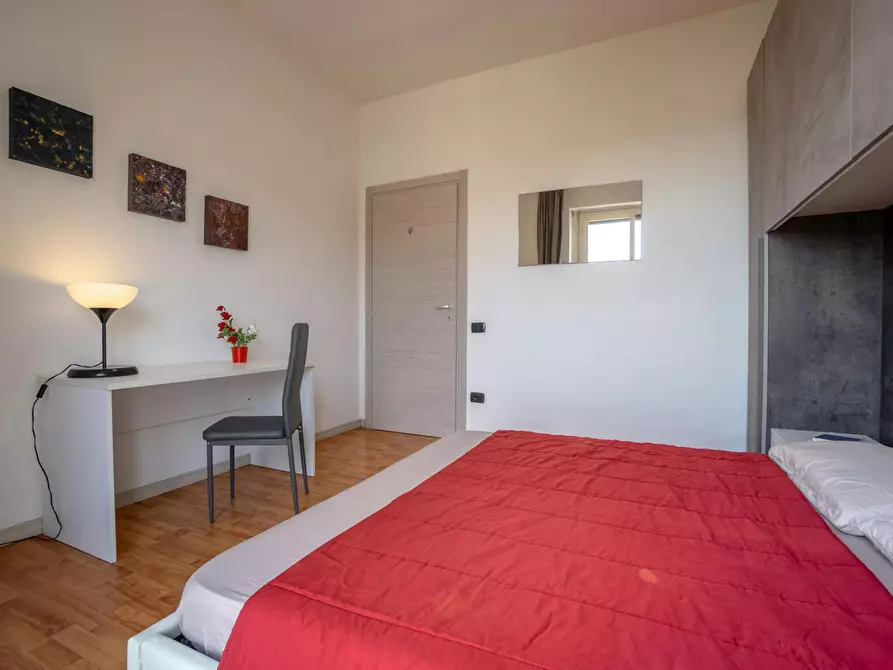 Immagine 2 di Camera in affitto  in Via dei Pioppi a Buccinasco