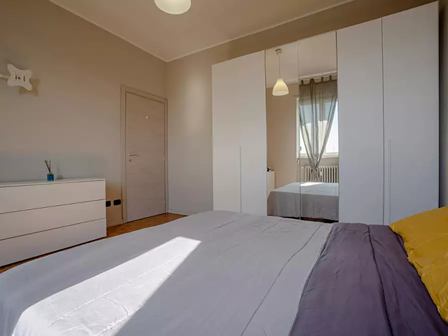 Immagine 2 di Camera in affitto  in Via dei Pioppi a Buccinasco