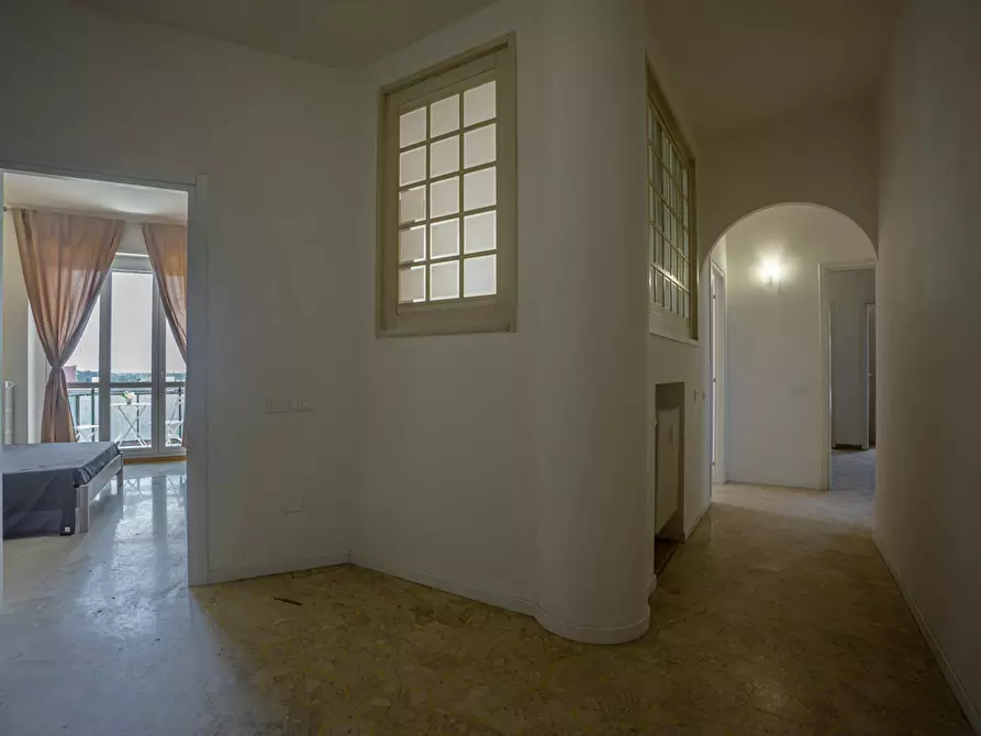 Immagine 3 di Camera in affitto  in Via dei Pioppi a Buccinasco