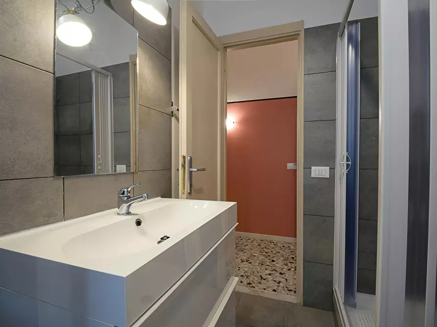 Immagine 5 di Appartamento in affitto  in Via Galazia a Roma