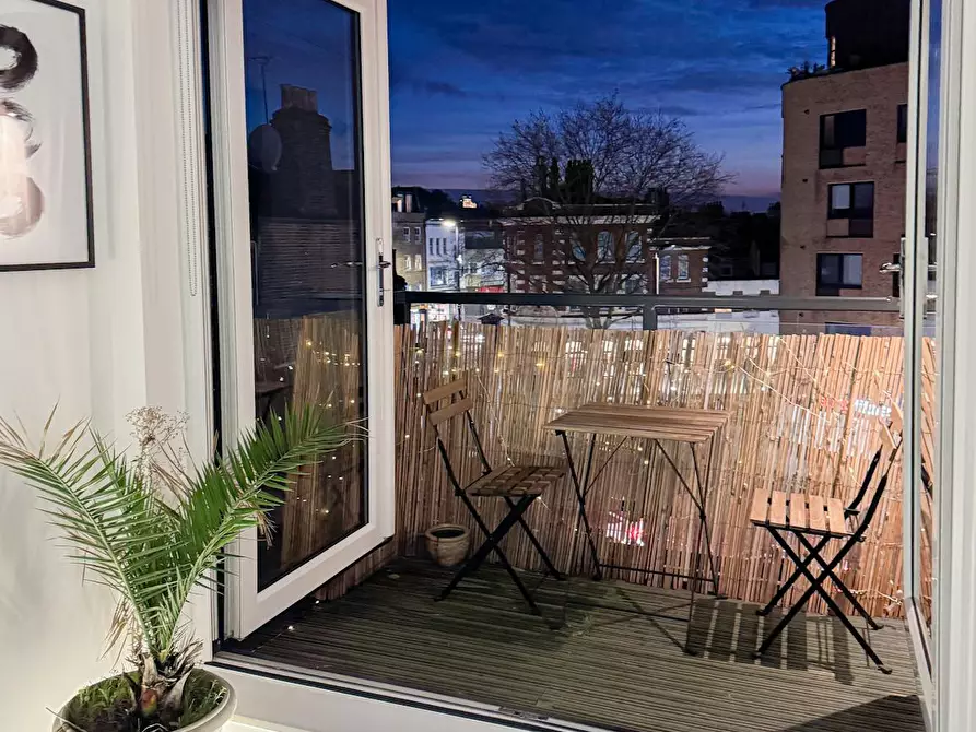 Immagine 3 di Appartamento in affitto  in Blackwall Lane a Greenwich