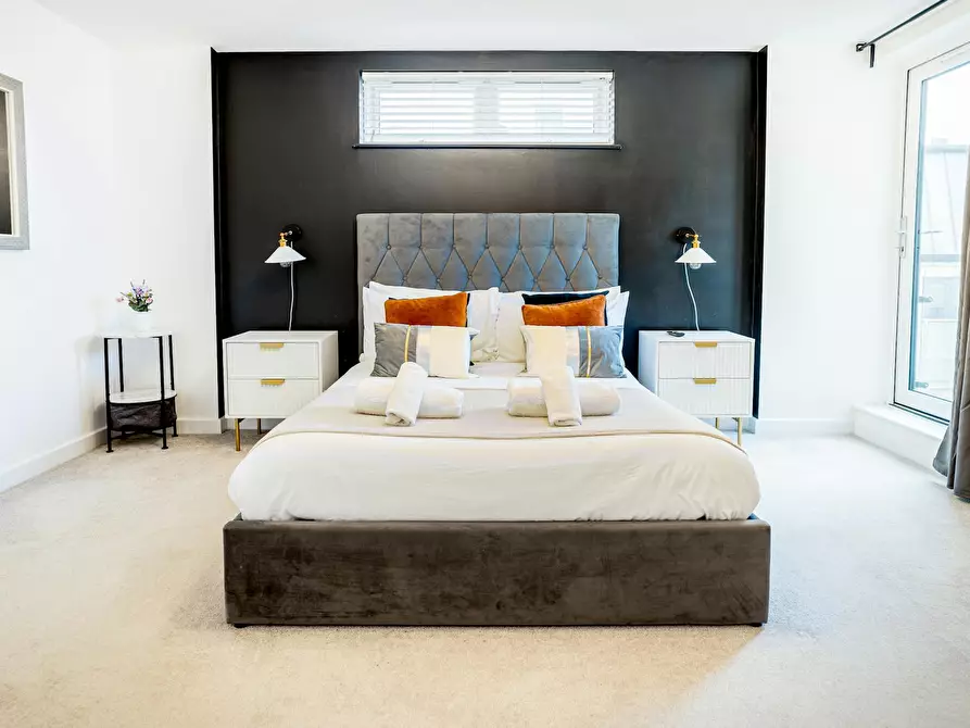 Immagine 1 di Appartamento in affitto  in Blackwall Lane a Greenwich