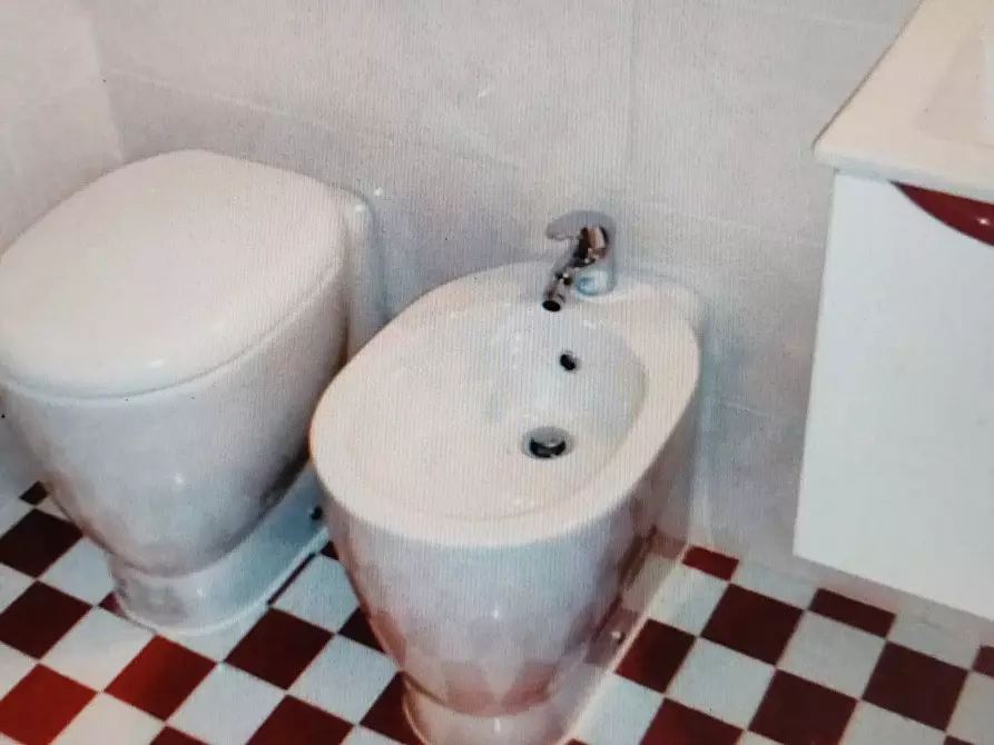 Immagine 6 di Camera in affitto  in Via Barge a Torino