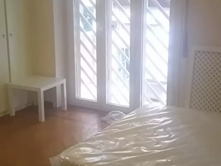Immagine 2 di Camera in affitto  in Via Basilio Bricci a Roma